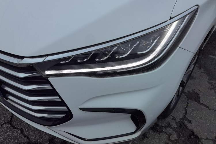 Used BYD Song MAX 2021 Upgraded Model 1.5T Automatic Luxury 7-Seater Left Front Headlight