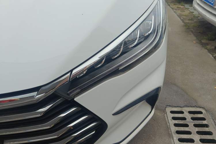 Used BYD Song MAX 2021 Upgraded Model 1.5T Automatic Luxury 6-Seater Left Front Headlight