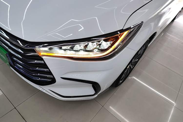 Used BYD Song MAX 2021 Upgraded Model 1.5T Automatic Prestige 7-Seater Left Front Headlight