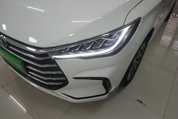 Used BYD Song MAX 2021 Upgraded Model 1.5T Automatic Luxury 7-Seater Left Front Headlight