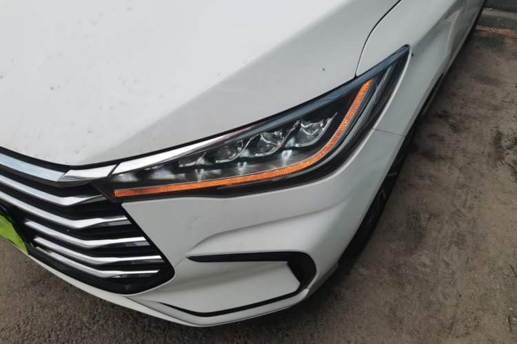 Used BYD Song MAX 2021 Upgraded Model 1.5T Automatic Luxury 7-Seater Left Front Headlight