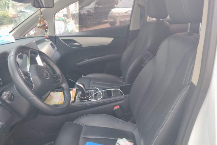 Used BYD Song MAX 2021 Upgraded Model 1.5T Automatic Prestige 7-Seater Left Front Seat