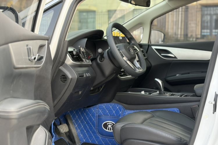 Used BYD Song MAX 2021 Upgraded Model 1.5T Automatic Prestige 7-Seater Left Front Seat