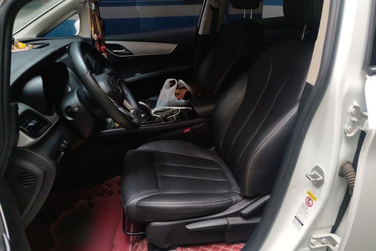 Used BYD Song MAX 2021 Upgraded Model 1.5T Automatic Luxury 7-Seater Left Front Seat