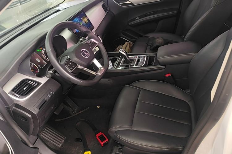 Used BYD Song MAX 2021 Upgraded Model 1.5T Automatic Luxury 7-Seater Left Front Seat