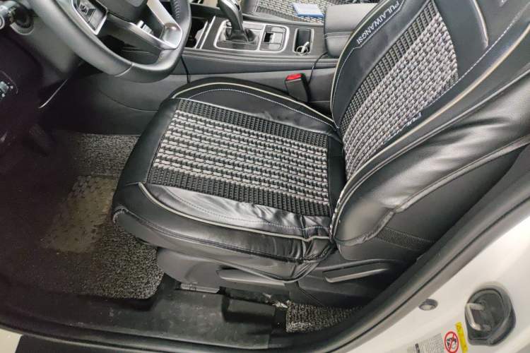 Used BYD Song MAX 2021 Upgraded Model 1.5T Automatic Luxury 6-Seater Left Front Seat
