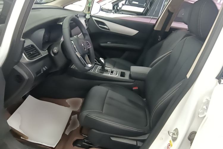 Used BYD Song MAX 2021 Upgraded Model 1.5T Automatic Luxury 7-Seater Left Front Seat