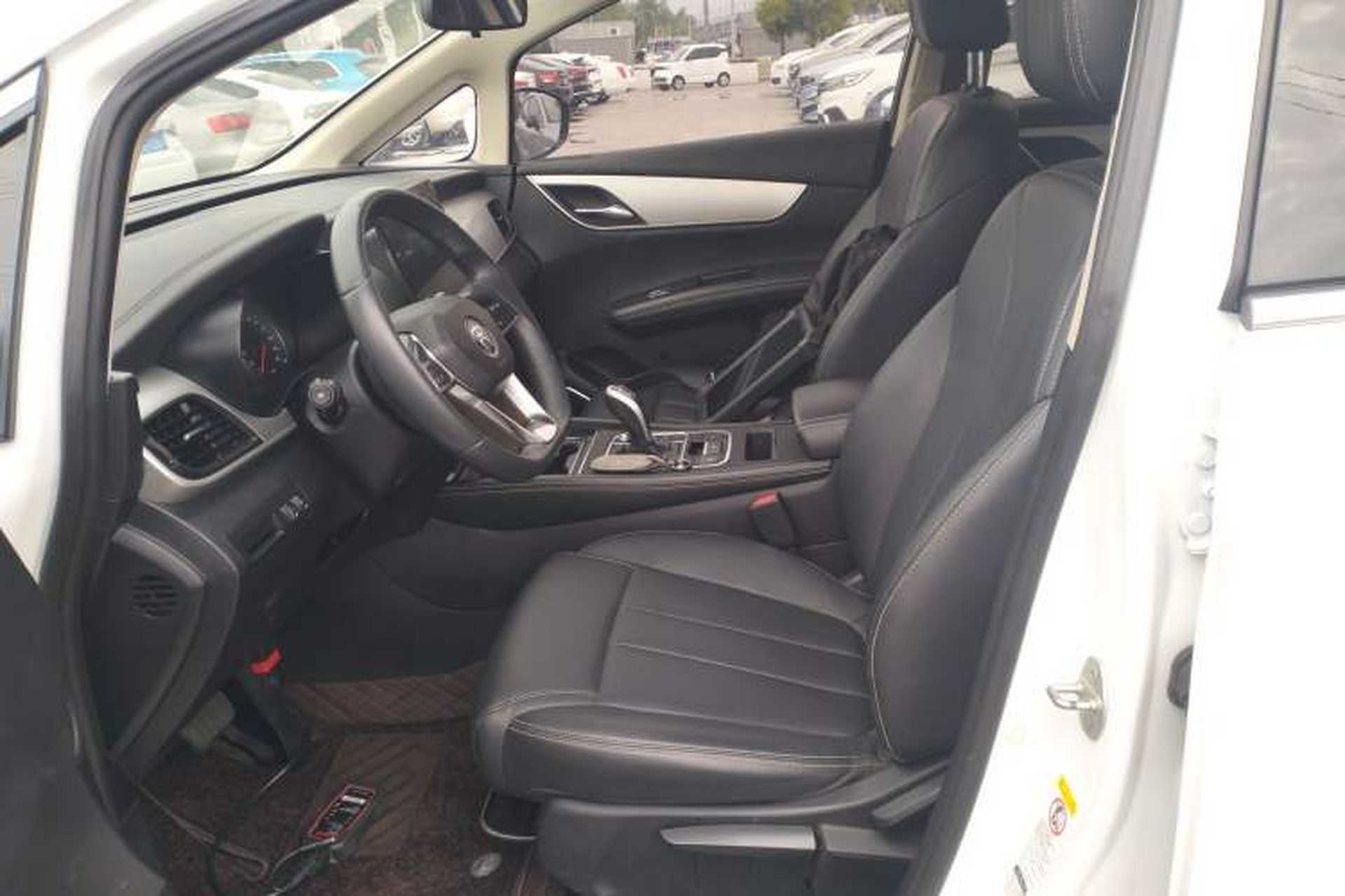 Used BYD Song MAX 2021 Upgraded Model 1.5T Automatic Luxury 7-Seater Left Front Seat