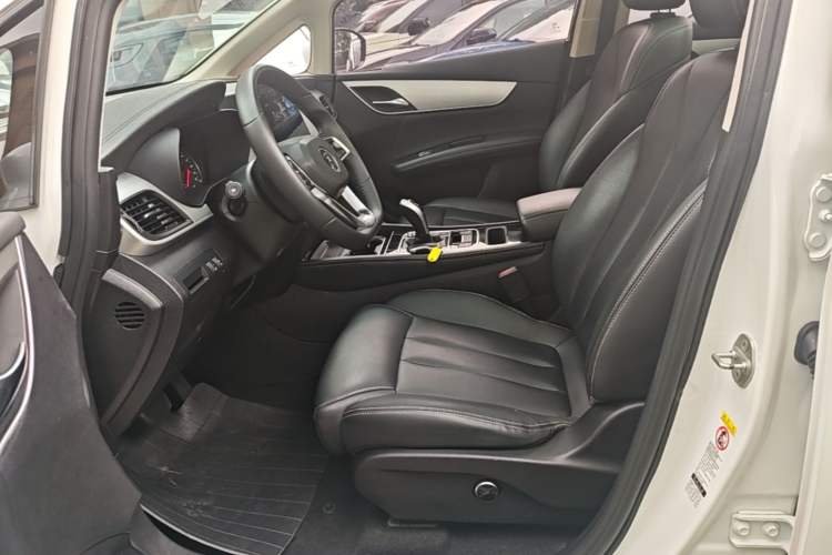 Used BYD Song MAX 2021 Upgraded Model 1.5T Automatic Prestige 7-Seater Left Front Seat