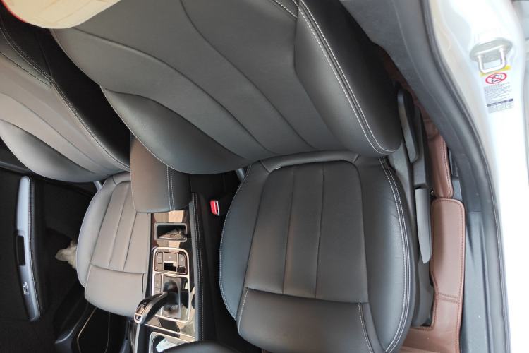Used BYD Song MAX 2021 Upgraded Model 1.5T Automatic Luxury 7-Seater Left Front Seat