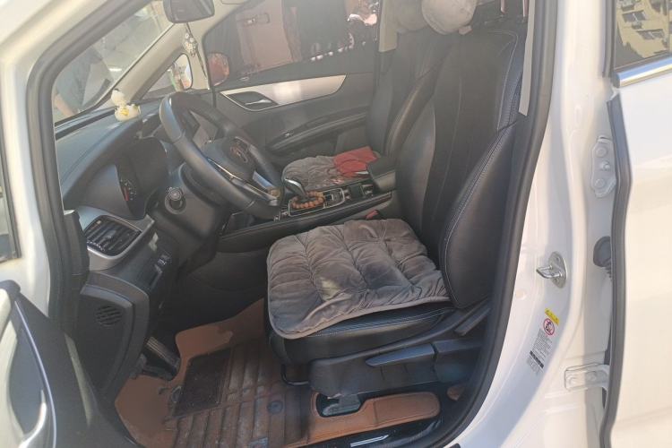 Used BYD Song MAX 2021 Upgraded Model 1.5T Automatic Luxury 6-Seater Left Front Seat