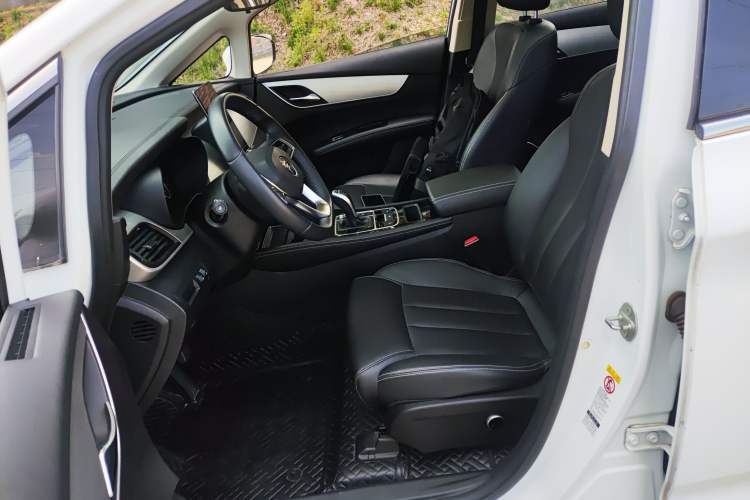 Used BYD Song MAX 2021 Upgraded Model 1.5T Automatic Prestige 6-Seater Left Front Seat