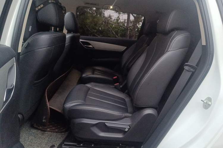 Used BYD Song MAX 2021 Upgraded Model 1.5T Automatic Luxury 6-Seater Left Rear Seat