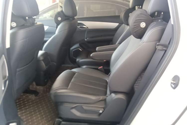 Used BYD Song MAX 2021 Upgraded Model 1.5T Automatic Luxury 6-Seater Left Rear Seat