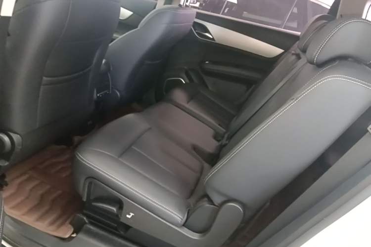 Used BYD Song MAX 2021 Upgraded Model 1.5T Automatic Luxury 7-Seater Left Rear Seat