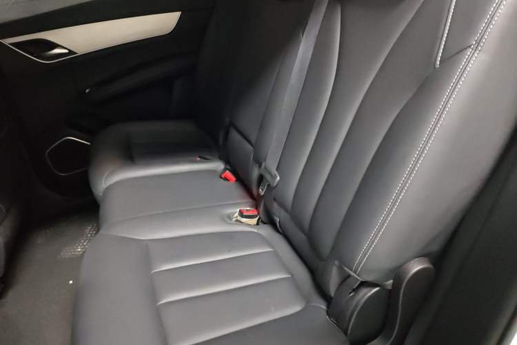 Used BYD Song MAX 2021 Upgraded Model 1.5T Automatic Prestige 7-Seater Left Rear Seat