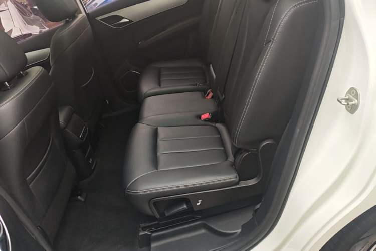 Used BYD Song MAX 2021 Upgraded Model 1.5T Automatic Prestige 7-Seater Left Rear Seat
