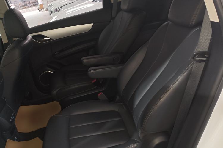Used BYD Song MAX 2021 Upgraded Model 1.5T Automatic Prestige 6-Seater Left Rear Seat