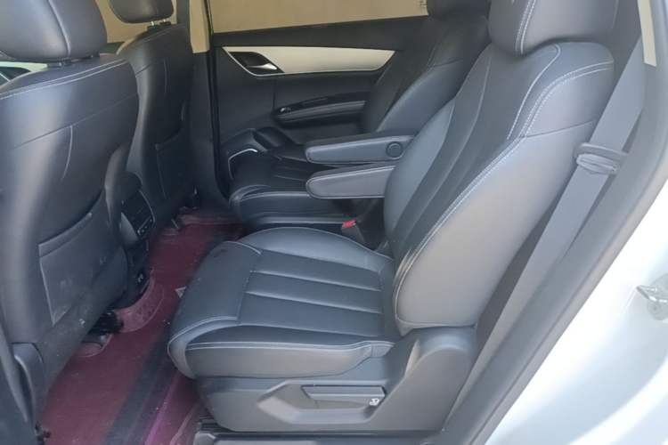 Used BYD Song MAX 2021 Upgraded Model 1.5T Automatic Prestige 6-Seater Left Rear Seat