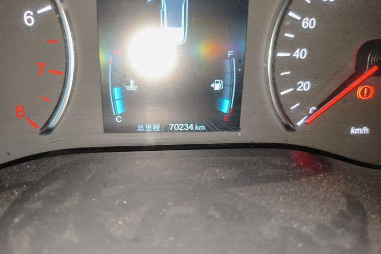 Used BYD Song MAX 2021 Upgraded Model 1.5T Manual Luxury 7-Seater Odometer Close Up