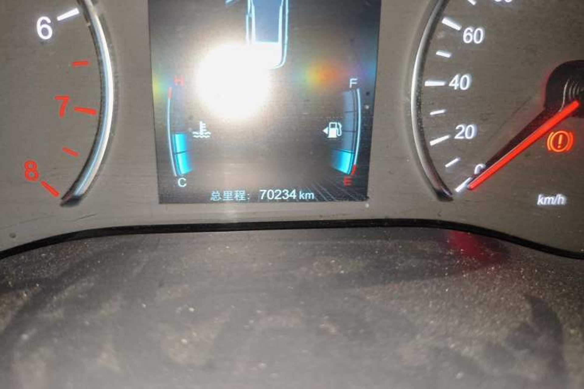 Used BYD Song MAX 2021 Upgraded Model 1.5T Manual Luxury 7-Seater Odometer Close Up