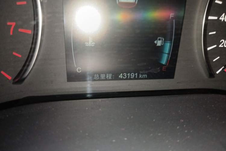 Used BYD Song MAX 2021 Upgraded Model 1.5T Automatic Luxury 6-Seater Odometer Close Up
