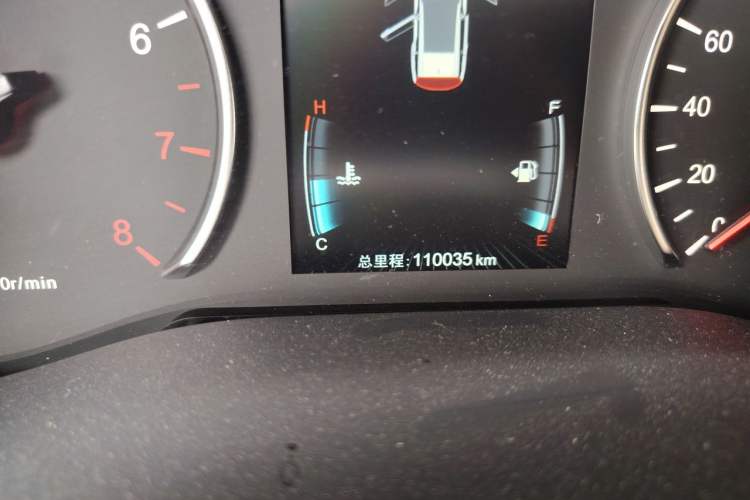 Used BYD Song MAX 2021 Upgraded Model 1.5T Automatic Luxury 7-Seater Odometer Close Up