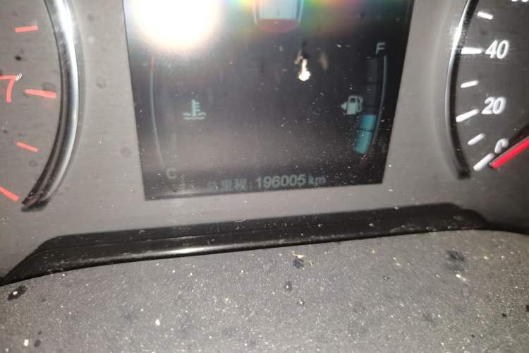 Used BYD Song MAX 2021 Upgraded Model 1.5T Automatic Prestige 7-Seater Odometer Close Up