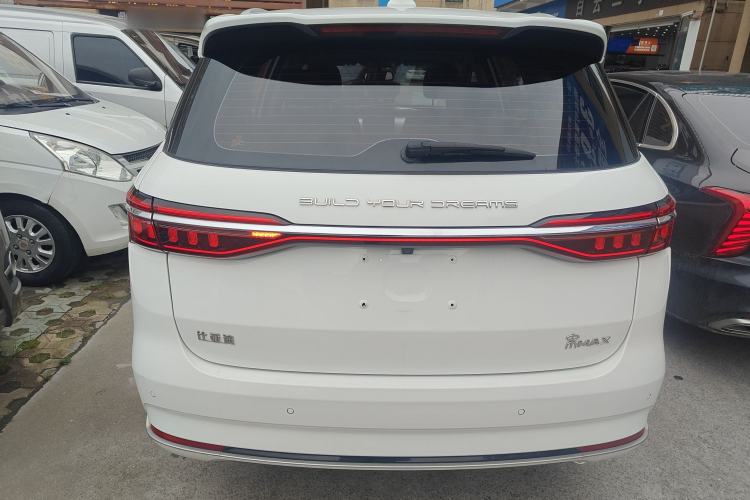Used BYD Song MAX 2021 Upgraded Model 1.5T Automatic Luxury 6-Seater Rear