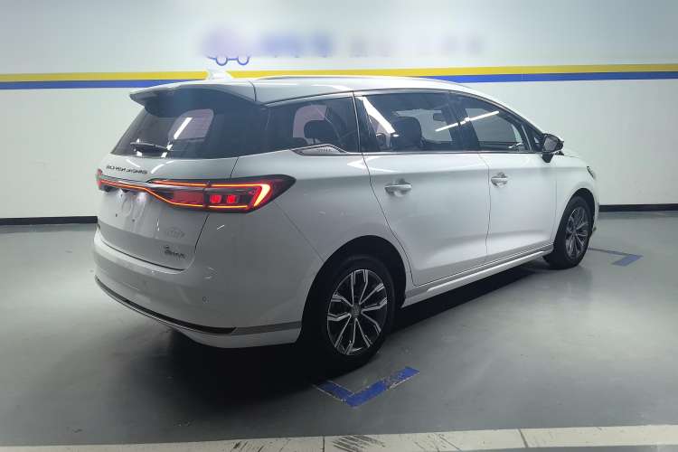 Used BYD Song MAX 2021 Upgraded Model 1.5T Automatic Luxury 7-Seater Rear Right 45 Deg