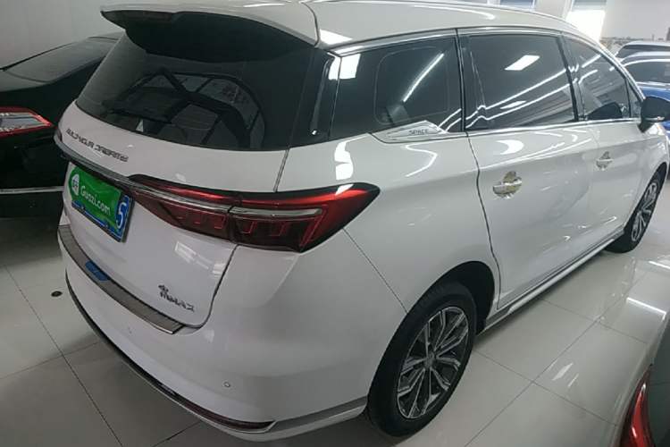 Used BYD Song MAX 2021 Upgraded Model 1.5T Automatic Luxury 7-Seater Rear Right 45 Deg