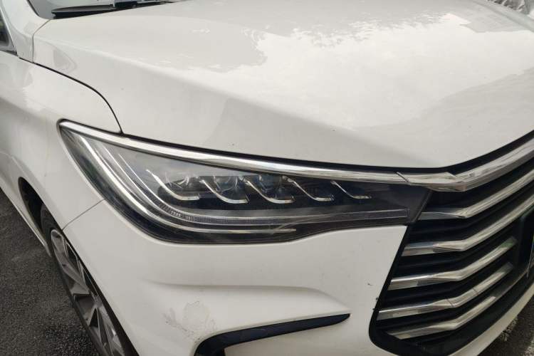 Used BYD Song MAX 2021 Upgraded Model 1.5T Automatic Prestige 7-Seater Right Front Headlight