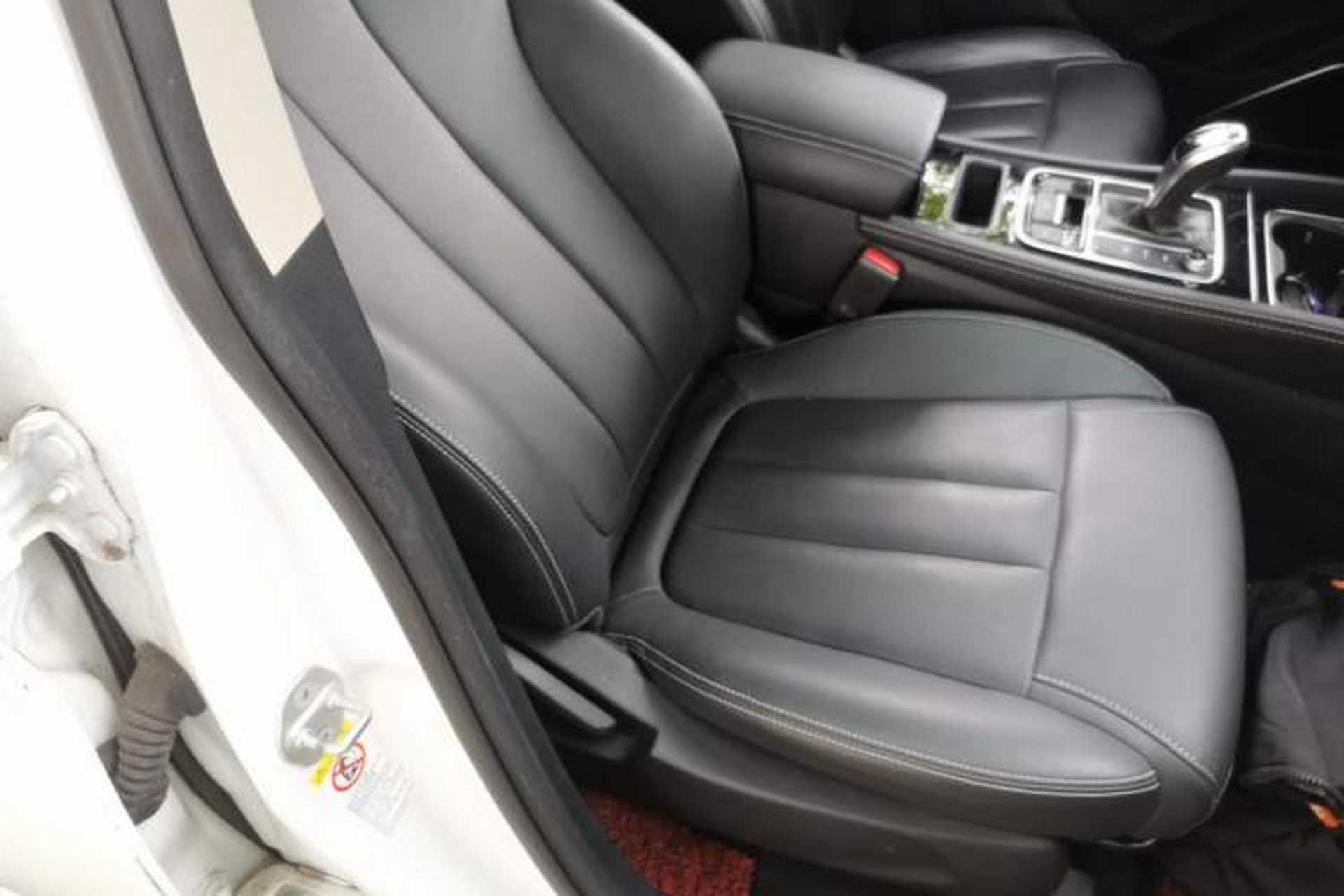 Used BYD Song MAX 2021 Upgraded Model 1.5T Automatic Luxury 7-Seater Right Front Seat