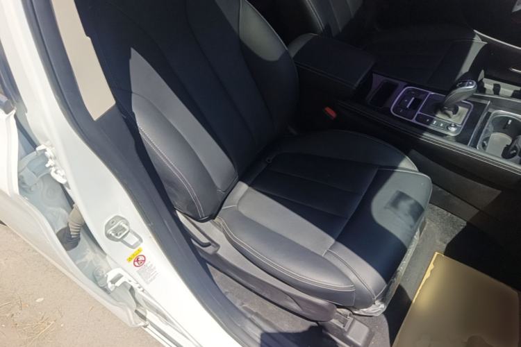 Used BYD Song MAX 2021 Upgraded Model 1.5T Automatic Luxury 7-Seater Right Front Seat