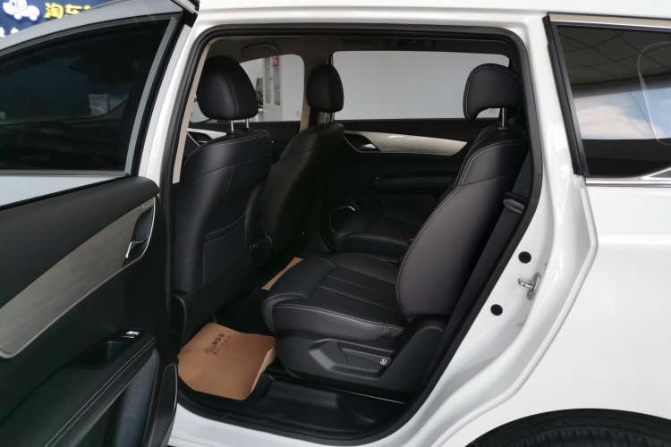 Used BYD Song MAX 2021 Upgraded Model 1.5T Automatic Prestige 6-Seater Right Rear Seat