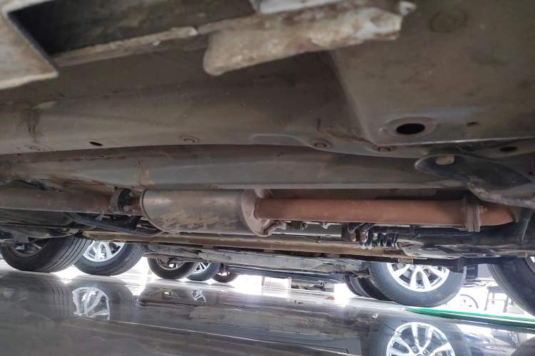 Used BYD Song MAX 2021 Upgraded Model 1.5T Automatic Prestige 7-Seater Right Side Sill