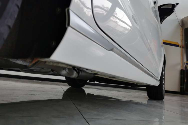 Used BYD Song MAX 2021 Upgraded Model 1.5T Automatic Prestige 6-Seater Right Side Sill