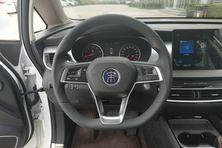 Used BYD Song MAX 2021 Upgraded Model 1.5T Automatic Luxury 7-Seater Steering Wheel