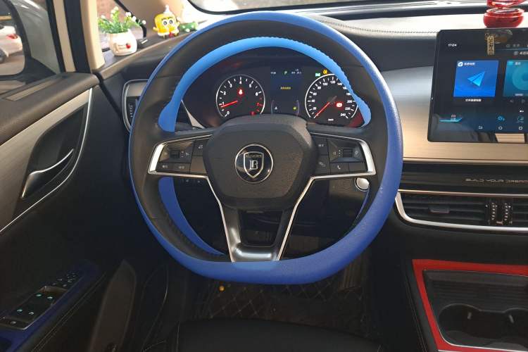 Used BYD Song MAX 2021 Upgraded Model 1.5T Automatic Luxury 7-Seater Steering Wheel