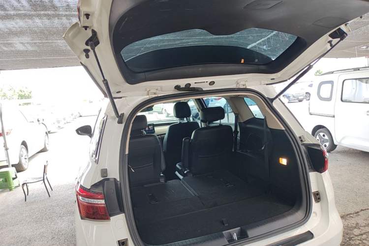Used BYD Song MAX 2021 Upgraded Model 1.5T Automatic Prestige 6-Seater Trunk