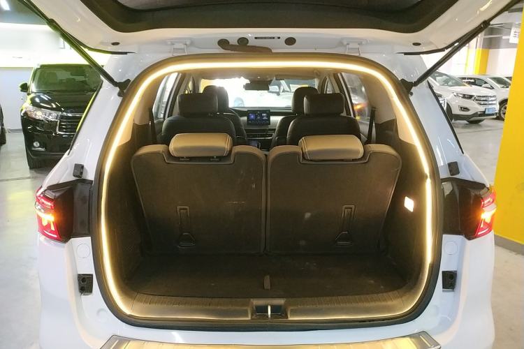Used BYD Song MAX 2021 Upgraded Model 1.5T Automatic Prestige 6-Seater Trunk