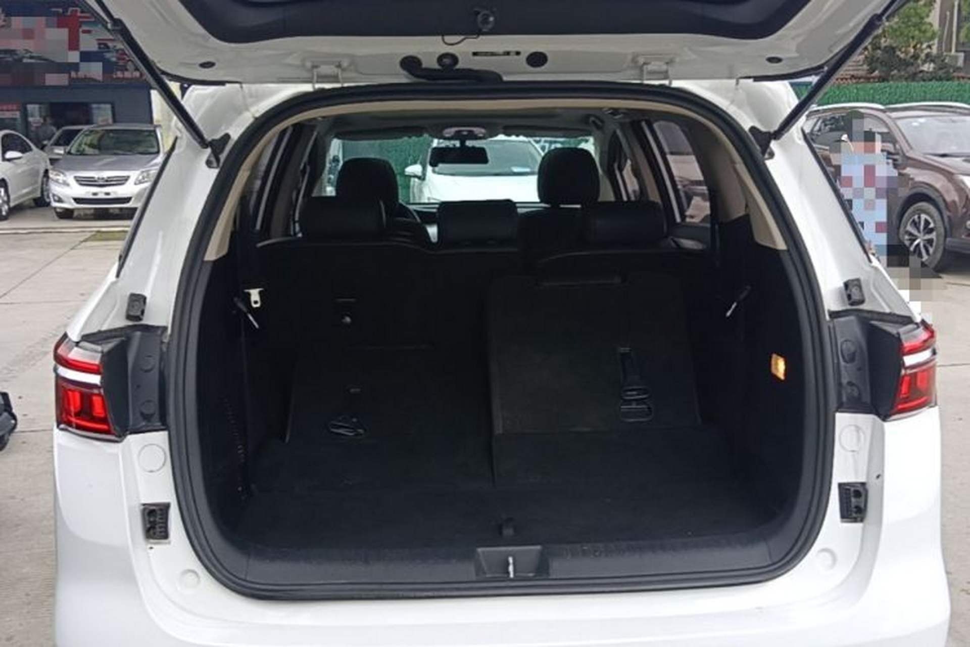 Used BYD Song MAX 2021 Upgraded Model 1.5T Automatic Luxury 7-Seater Trunk