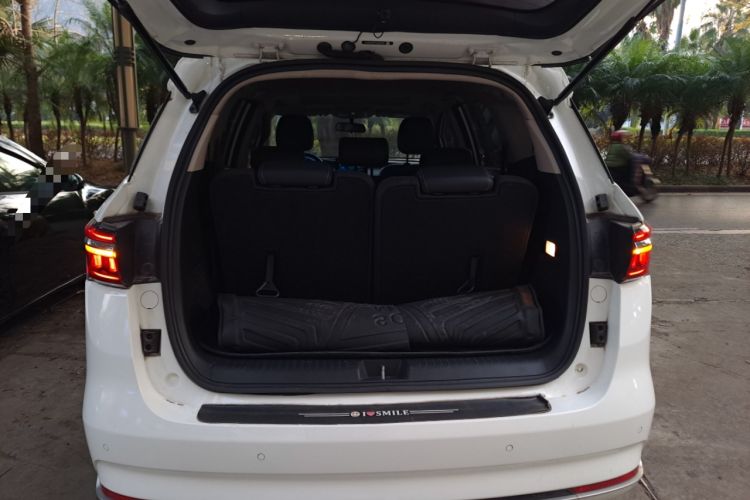 Used BYD Song MAX 2021 Upgraded Model 1.5T Automatic Luxury 7-Seater Trunk