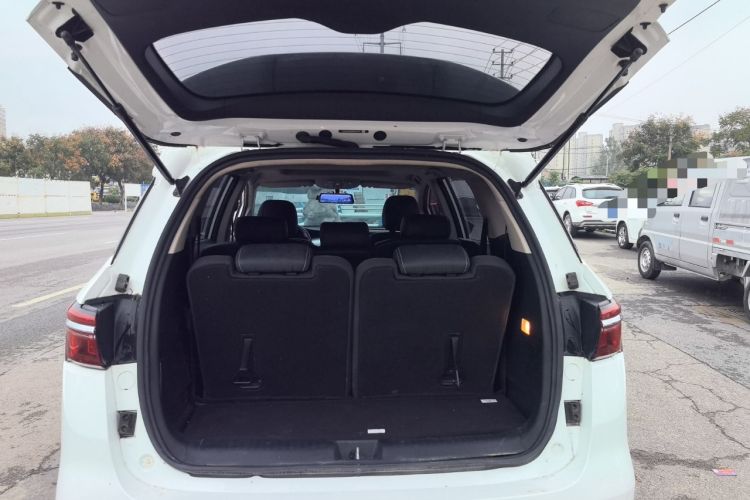 Used BYD Song MAX 2021 Upgraded Model 1.5T Automatic Luxury 7-Seater Trunk