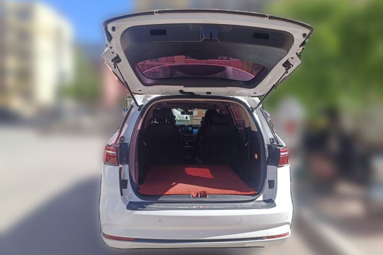 Used BYD Song MAX 2021 Upgraded Model 1.5T Automatic Luxury 6-Seater Trunk