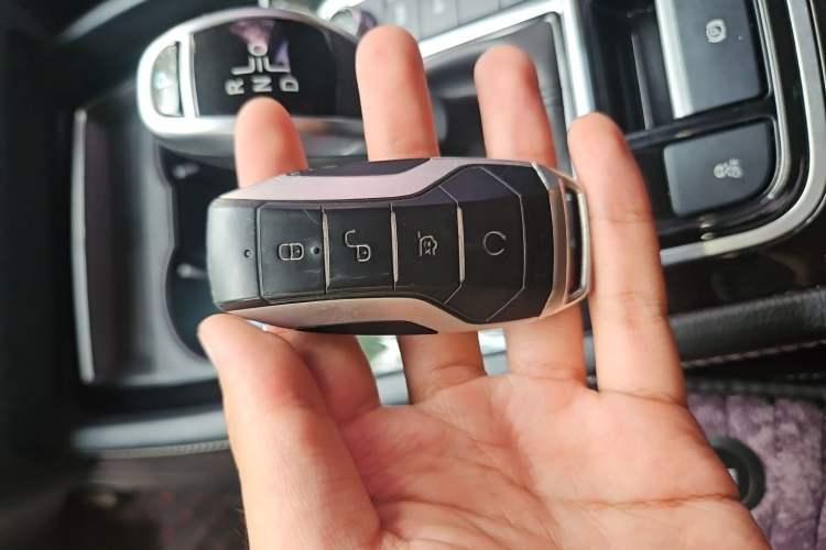 Used BYD Song MAX 2021 Upgraded Model 1.5T Automatic Luxury 6-Seater Vehicle Key