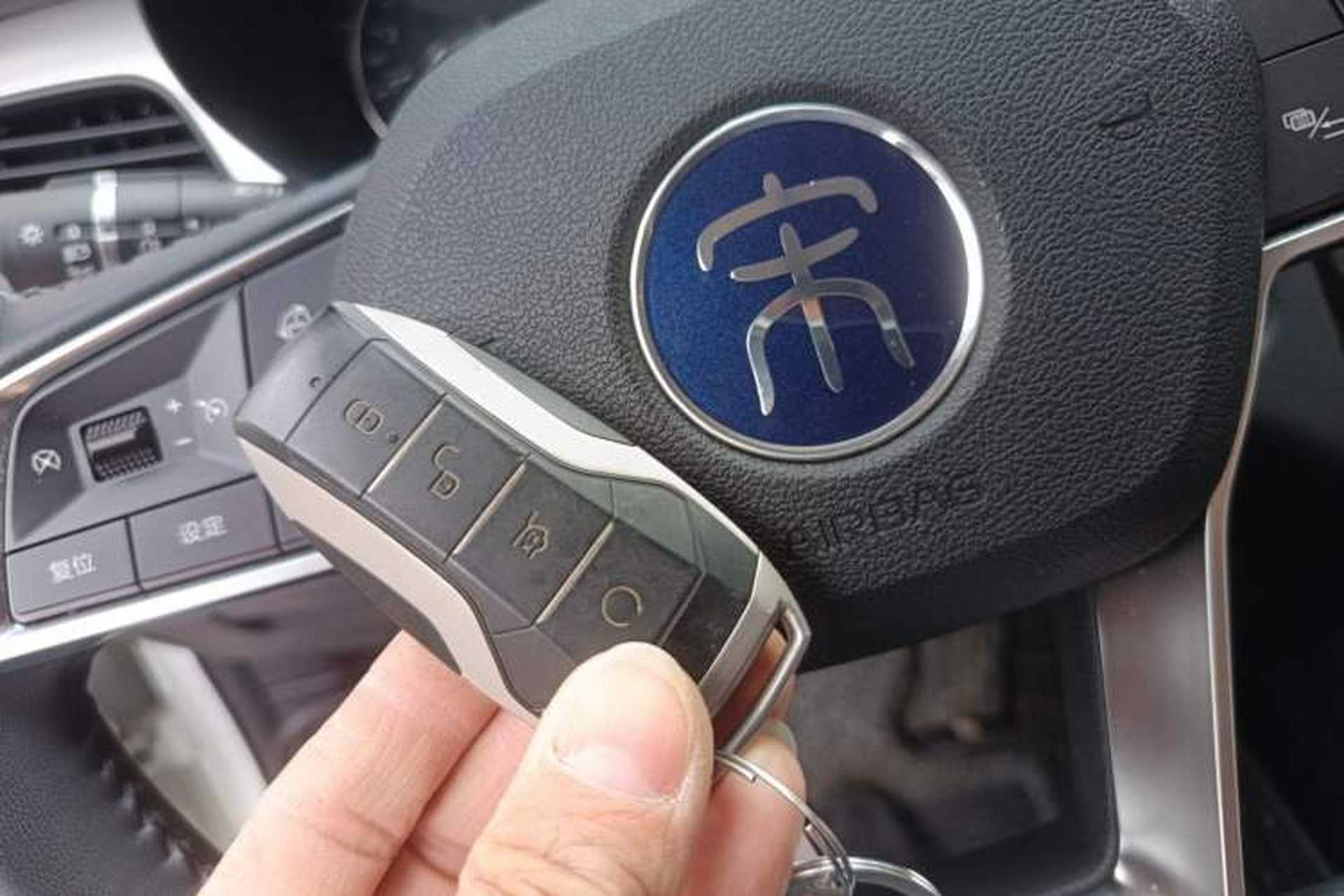 Used BYD Song MAX 2021 Upgraded Model 1.5T Automatic Luxury 6-Seater Vehicle Key