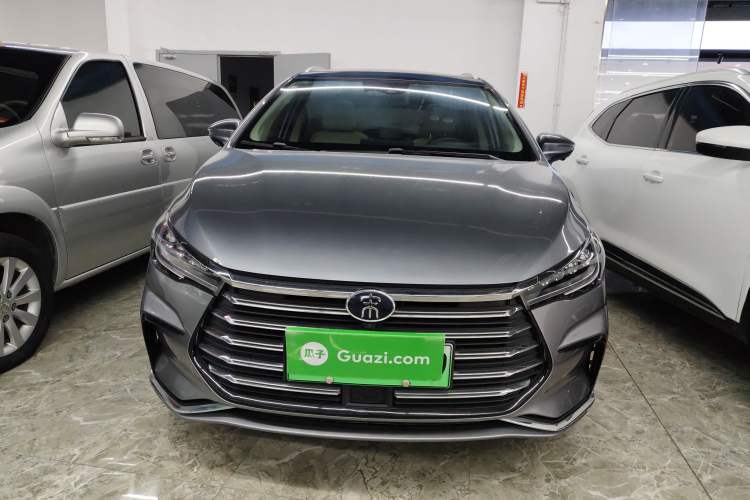 Used BYD Song MAX New Energy 2022 DM-i 105KM Flagship Model Front