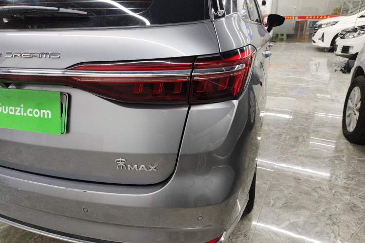 Used BYD Song MAX New Energy 2022 DM-i 105KM Flagship Model Right Rear Taillight
