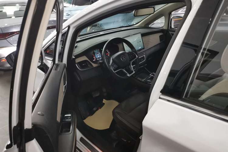 Used BYD Song MAX New Energy 2022 DM-i 105KM Flagship Model Driver Seat